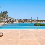 Marconi's Seaside فيلة