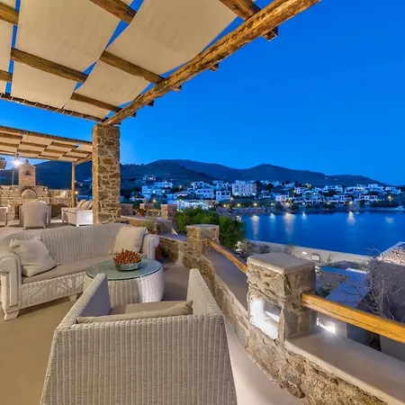 Marconi's Seaside Mégas Yialós-Nítes