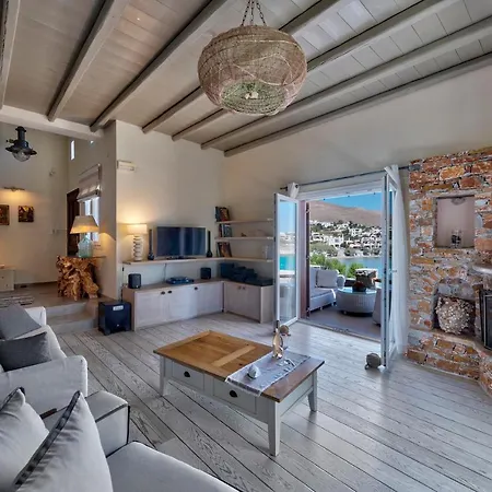 Marconi's Seaside Villa *