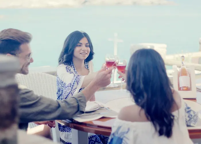 Marconi's Seaside Mégas Yialós-Nítes